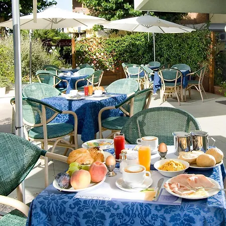 Hotel Majestic 4*
