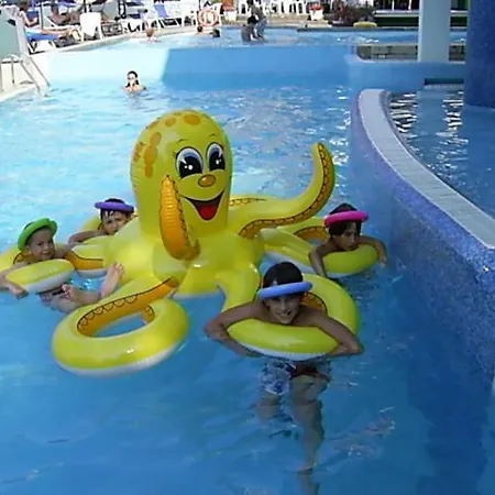 Majestic Отель 4*