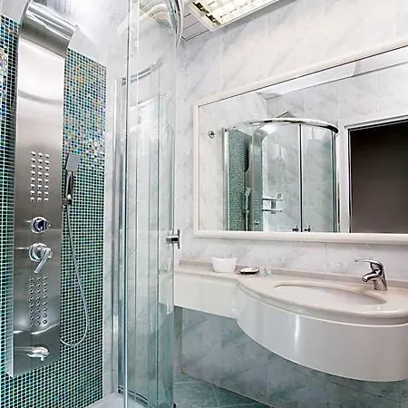 Szálloda Majestic 4*