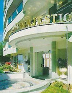 Majestic 酒店